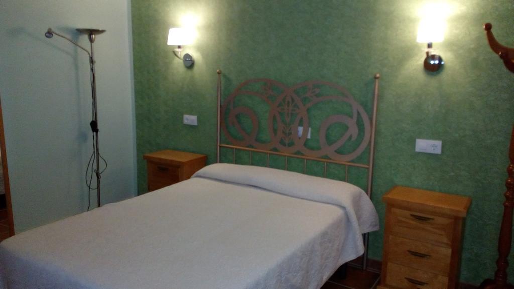 Apartamentos Rurales Casas De Los Maestros Talarrubias Esterno foto