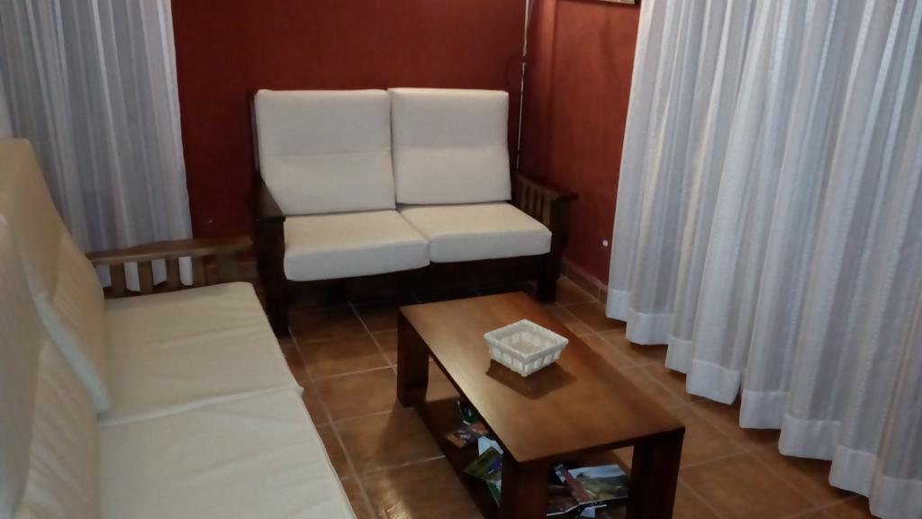 Apartamentos Rurales Casas De Los Maestros Talarrubias Esterno foto