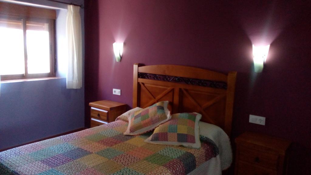 Apartamentos Rurales Casas De Los Maestros Talarrubias Esterno foto
