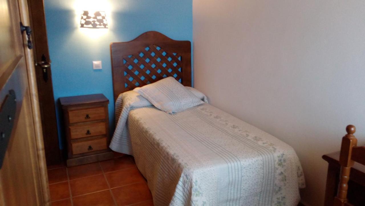 Apartamentos Rurales Casas De Los Maestros Talarrubias Esterno foto